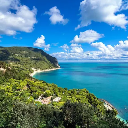 Mare Di Stelle Sirolo