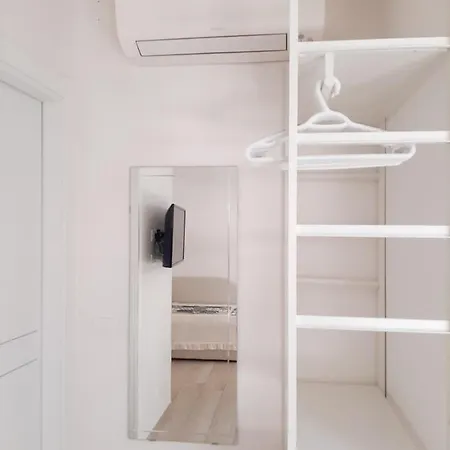 Mare Di Stelle Oda ve Kahvaltı Sirolo